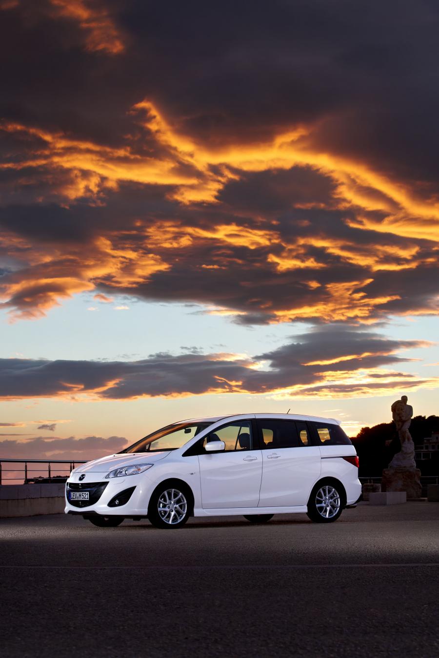  Mazda5 2011 года  (фото 127 из 184)